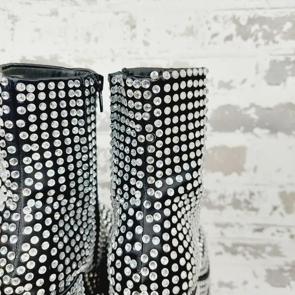 NEW Steve Madden Black Cobra Rhinestones Ankle Platform Boots F1005