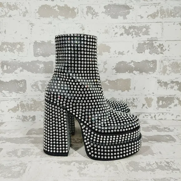NEW Steve Madden Black Cobra Rhinestones Ankle Platform Boots F1005