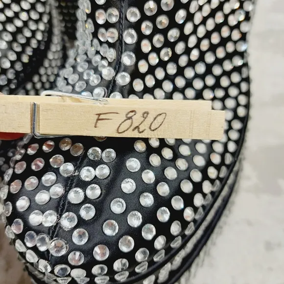 NEW Steve Madden Black Cobra Rhinestones Ankle Platform Boots F820