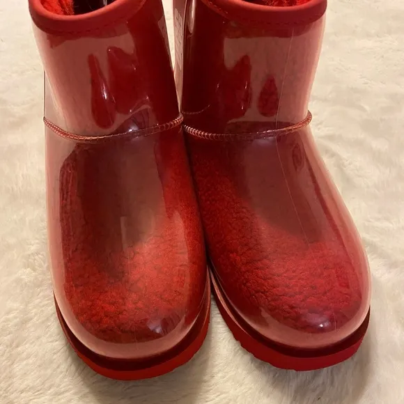 New UGG clear red mini boots women size 6