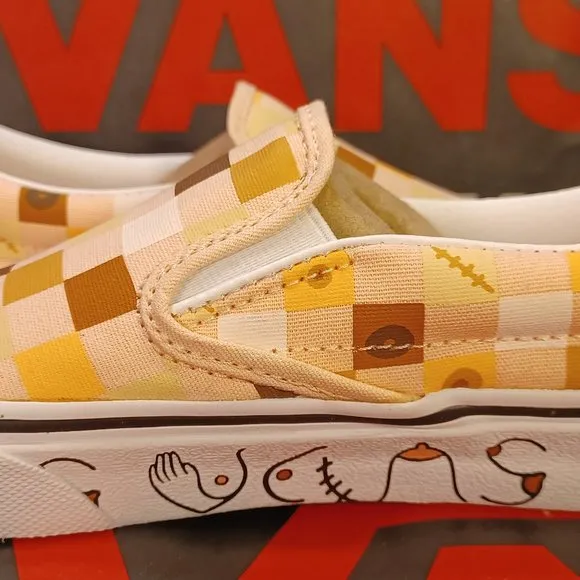 New VANS Classic Slip On Breast Cancer Awareness Checkerboard Shoes