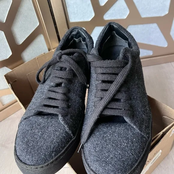 New VINCE NOBLE WOOL BLEND SNEAKER SHOES Gray 8 8.5 Leather Insole Eu 42 M Mens