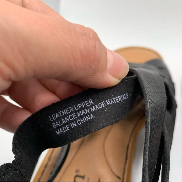 New Women's Born Iwa Woven NWT black leather size 7M sandals 1732