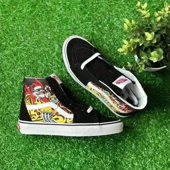 NEW🌟Vans Sk8 Hi Santa Flame Black