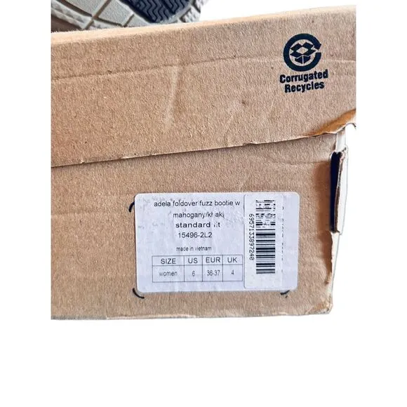 NIB Crocs Women's Adela Foldover Fuzz Snow Boot, Mahogany/ Khaki - Size 6  ***It