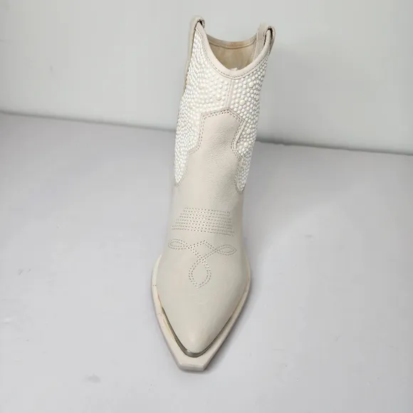 NIB Dolce Vita Nashe Women's Off White Pearl Ankle Boots Size 8