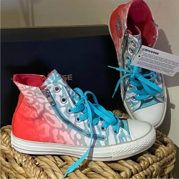 NIB double zip Converse Chuck Taylor all star hi top sneakers coral blue leopard