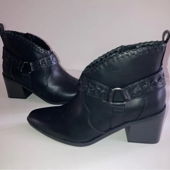 NIB Frye and Co Black Palma Western Cowboy Heel Booties Boho Designer Boots 6.5