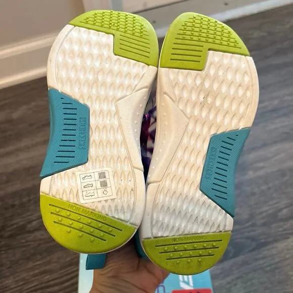 NIB Skechers Modern Jogger Slip On Bow Sneaker Multicolor Size 1