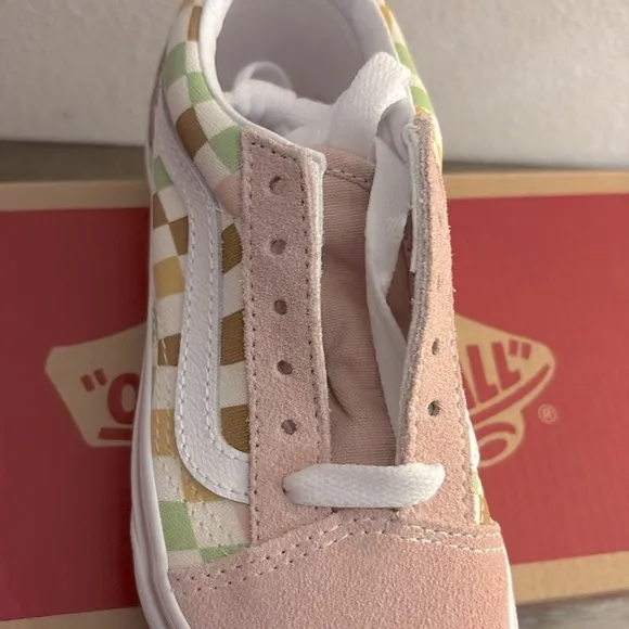 NIB [Vans] Old Skool Shoe Sneaker Tennis Shoes in Multi/True White Kids Sz 12.0