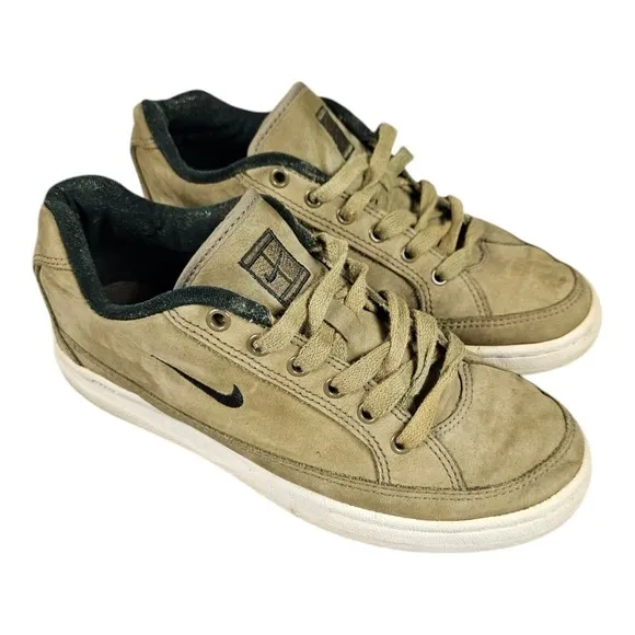 Nike‎ 143000 Courtster Gts Womens Vtg 1990s SAMPLE Size 7 Rare