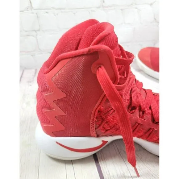 Nike 2016 Hyperdunk Basketball Athletic Shoes Men's Size 9