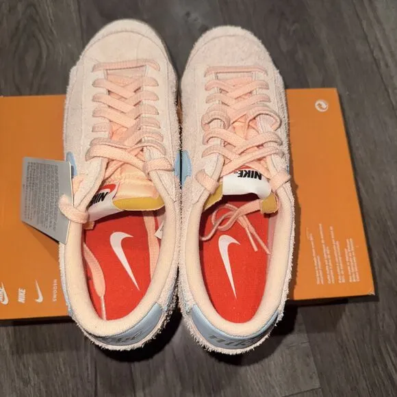 Nike 77 Low Blazer Womens Size 10.5 Crimson Tint Vintage Shoes Sneakers