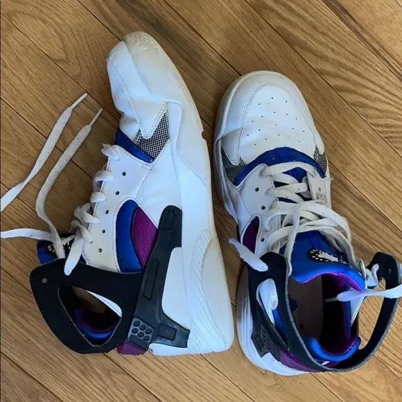 Nike Air Flight Huarache PRM QS 686203-100 siz 8.5