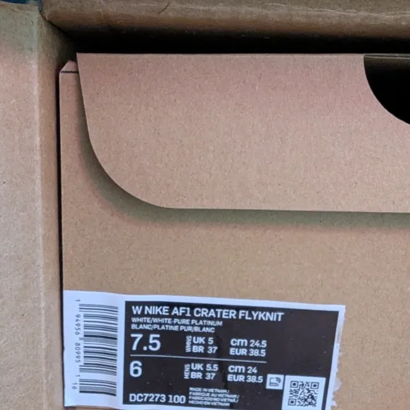 Nike Air Force 1 Crater FlyKnit Womens Athletic Shoes Sneakers NIB New White 7.5