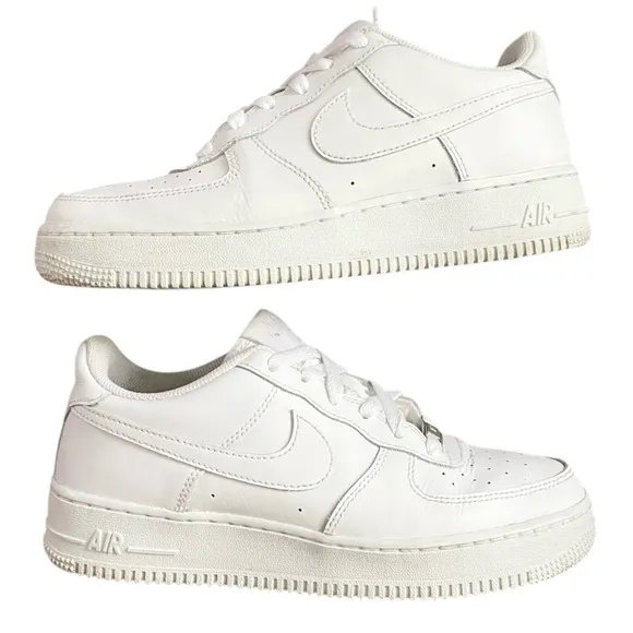 Nike Air Force 1 Low Sneaker Shoes Kids Size 6Y Triple White Y2K youth classic