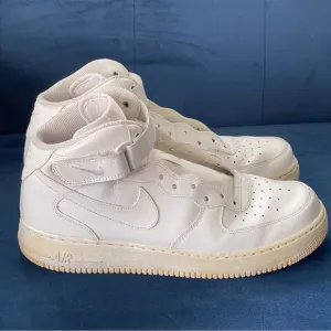 Nike Air Force 1 Mid '07 Shoes Mens 10 White High Top Strap 315123-111
