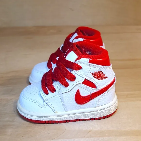 Nike Air Jordan 1 Retro Varsity Red Toddler Infant 2009 Vintage Shoes
