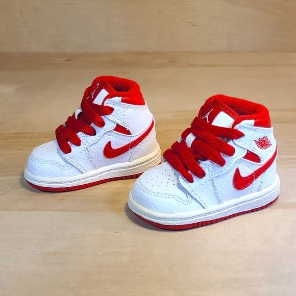 Nike Air Jordan 1 Retro Varsity Red Toddler Infant 2009 Vintage Shoes