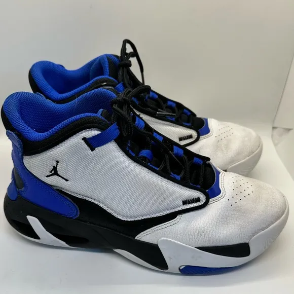 Nike Air‎ Jordan Max Aura 4, White/Hyper Royal/Black Size Big Kid  7Y
