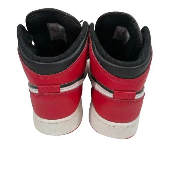 Nike Air Jordan Retro 1 Youth Kids 5Y High Mid Top Lace Up Sneakers Shoes Red