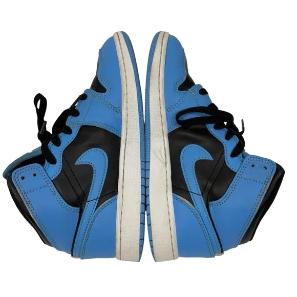 Nike Air Jordan Retro 1s High Mid Top Lace Up Sneakers Shoes Leather Streetwear