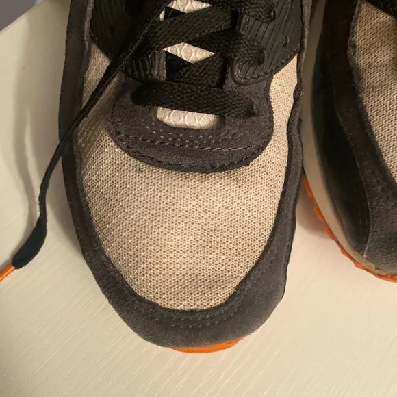 Nike air max 90 shoes