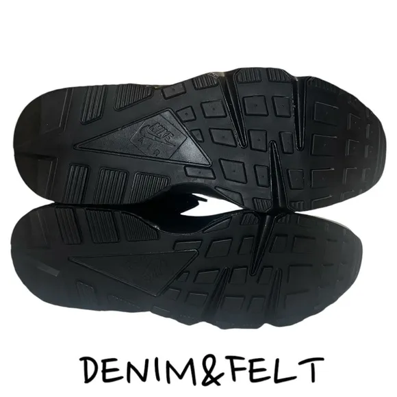 Nike Air Mens Huarache Shoes | Color: Black/White | NEW/NWOB!!👟🔥👟🔥