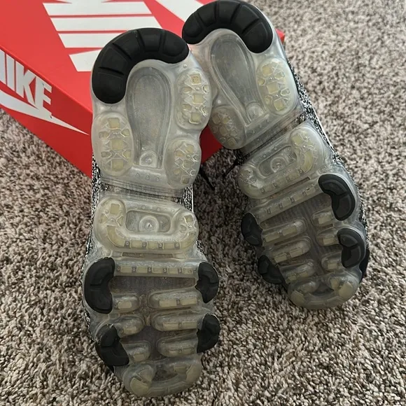 Nike Air VaporMax Flyknit 3 Oreo Running Shoes 8.5 Black/White/Metallic Silver