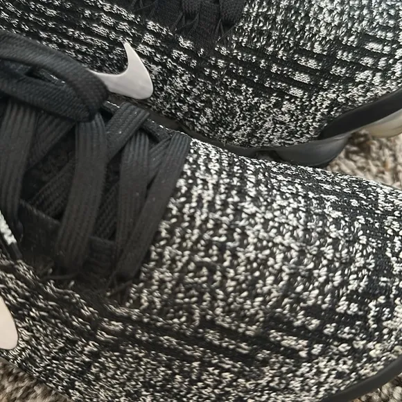 Nike Air VaporMax Flyknit 3 Oreo Running Shoes 8.5 Black/White/Metallic Silver