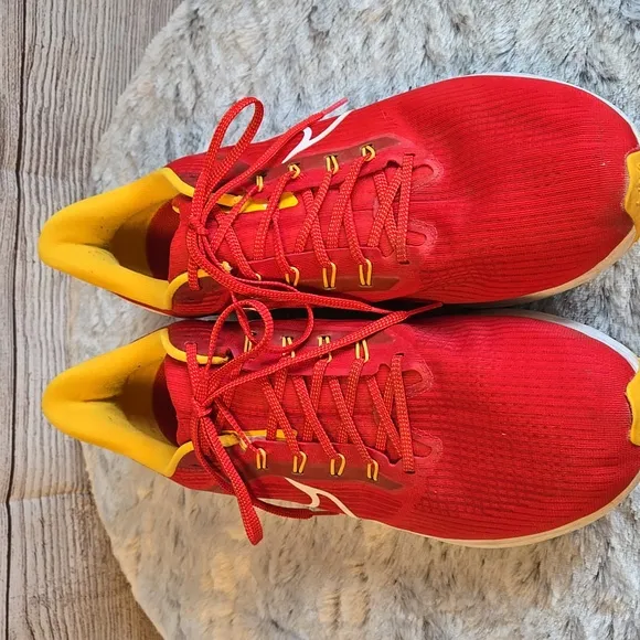 Nike Air Zoom KC Chiefs Running Shoes, Mens 15, Great Condition