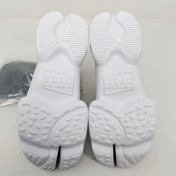 Nike Aqua Rift Black White Split Toe Water Shoes BQ4797 002 Womens Size 5.5