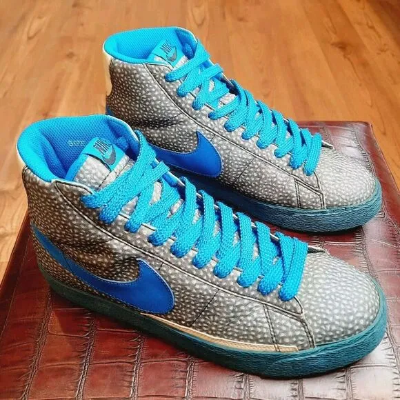 NIKE Blazer High Premium Glow In the Dark Shoes Men US 8.5 / Women 10 312457-041