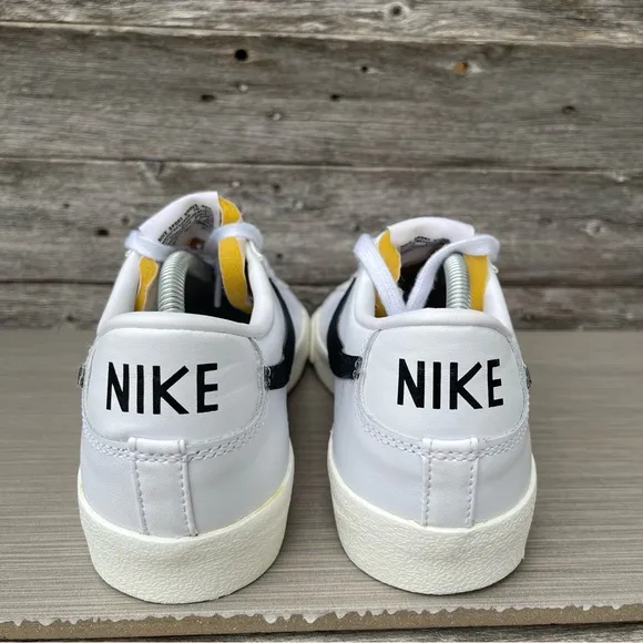 Nike Blazer Low '77 Vintage Shoes