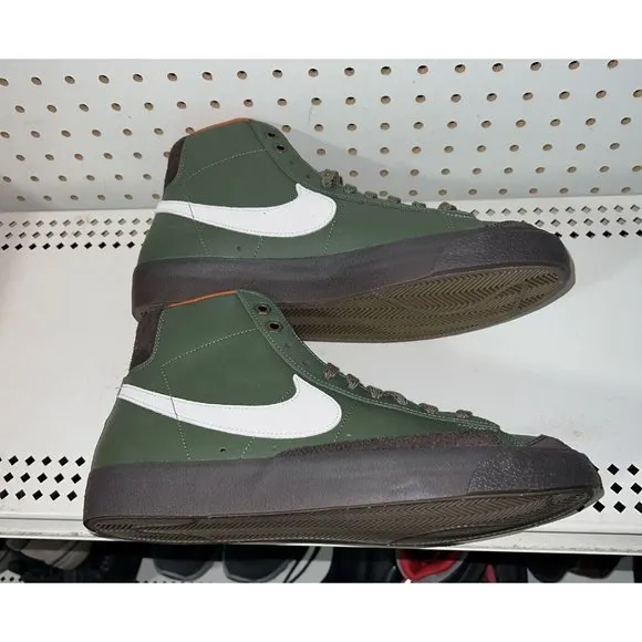 Nike Blazer Mid 77 Vintage Army Mens Leather Athletic Shoes Size 9.5 DZ5176-300