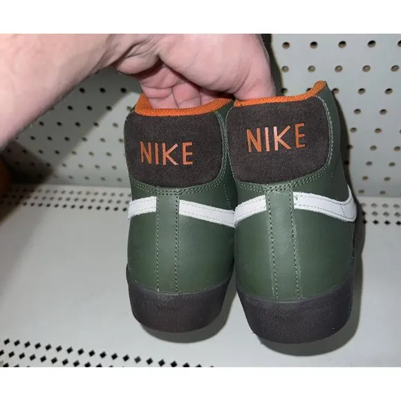 Nike Blazer Mid 77 Vintage Army Mens Leather Athletic Shoes Size 9.5 DZ5176-300