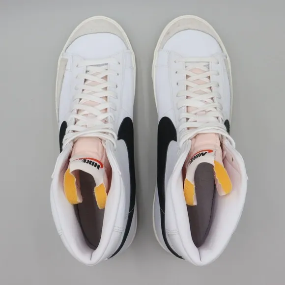Nike Blazer Mid '77 Vintage Mens Size 12 US White Black Leather Shoes Sneakers