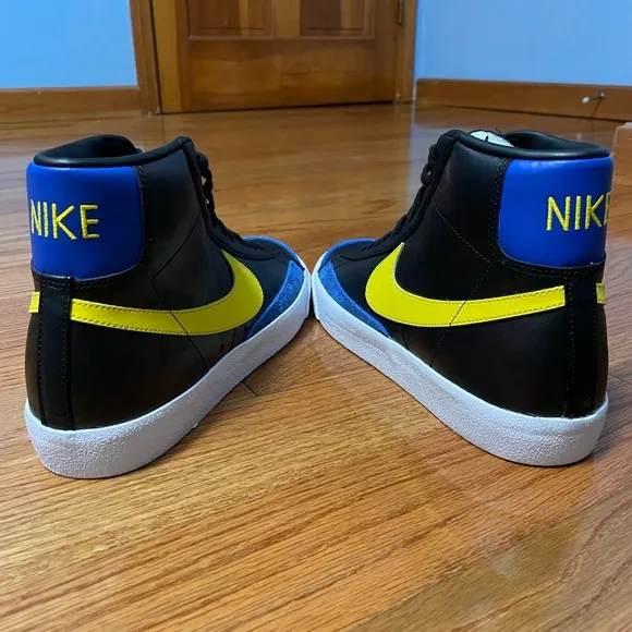 NIKE BLAZER MID '77 VINTAGE SHOES PEACE LOVE &amp; BASKETBALL MENS SZ 9.5 DC1414 001