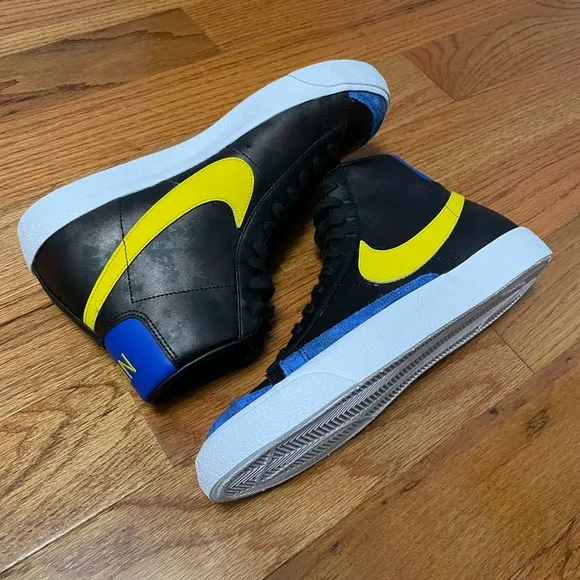 NIKE BLAZER MID '77 VINTAGE SHOES PEACE LOVE &amp; BASKETBALL MENS SZ 9.5 DC1414 001