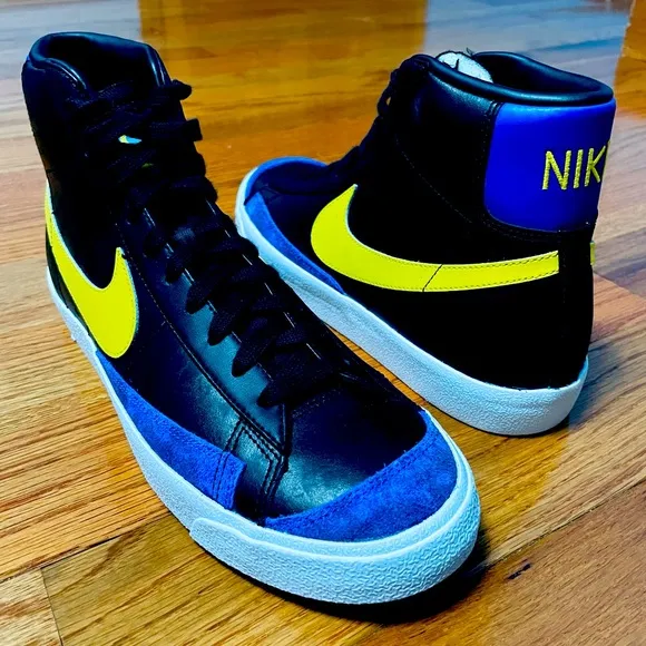 NIKE BLAZER MID '77 VINTAGE SHOES PEACE LOVE &amp; BASKETBALL MENS SZ 9.5 DC1414 001