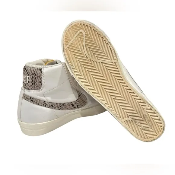 NIKE BLAZER MID '77 VNTG VINTAGE WE REPTILE WHITE SNAKESKIN Men’s 8.5 /42 B8