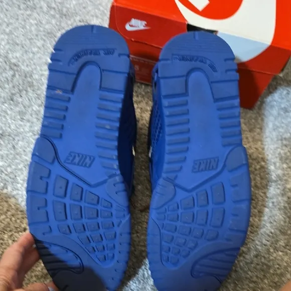 Nike Blue VICTOR CRUZ High-Top Sneakers with Modern Velcro Closure 10.5
