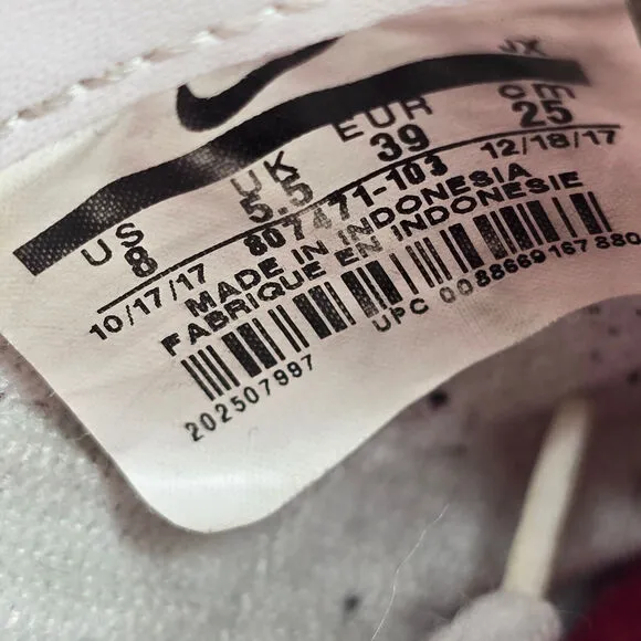 Nike Classic Cortez Shoes Women's 8 White Red Forrest Gump Athletic Sneakers