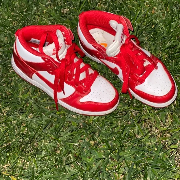 Nike Dunk High University Red