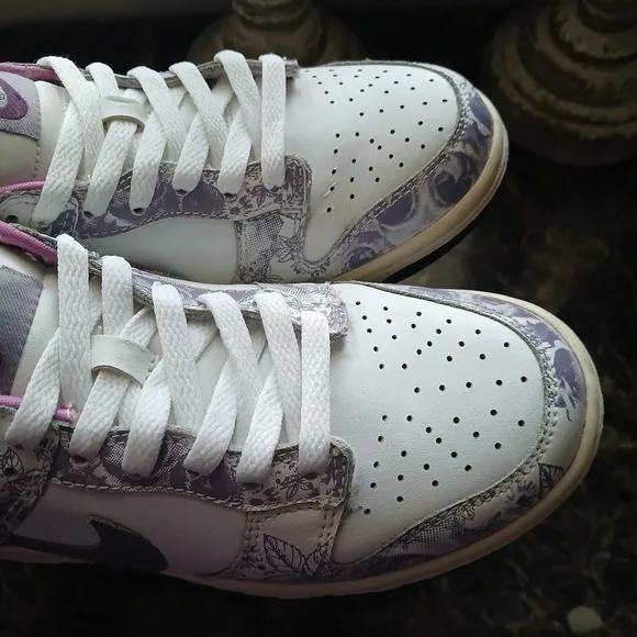 Nike Dunk Low Floral Lifestyle/Athletic Shoes Size 4.5 Youth/6 Women