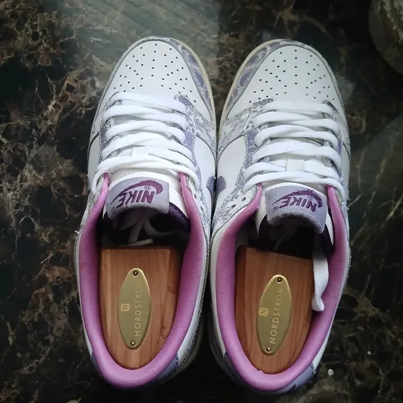 Nike Dunk Low Floral Lifestyle/Athletic Shoes Size 4.5 Youth/6 Women