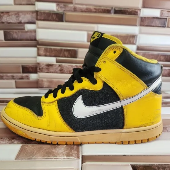 Nike Dunks High Mens 8.5 Maize Yellow Vintage 2006 Basketball Shoes 309432-711