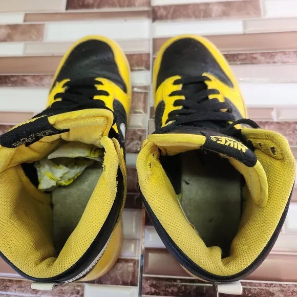Nike Dunks High Mens 8.5 Maize Yellow Vintage 2006 Basketball Shoes 309432-711