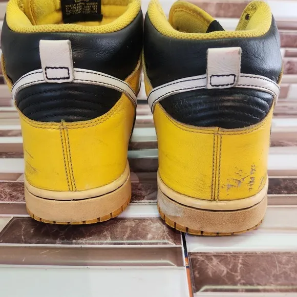 Nike Dunks High Mens 8.5 Maize Yellow Vintage 2006 Basketball Shoes 309432-711