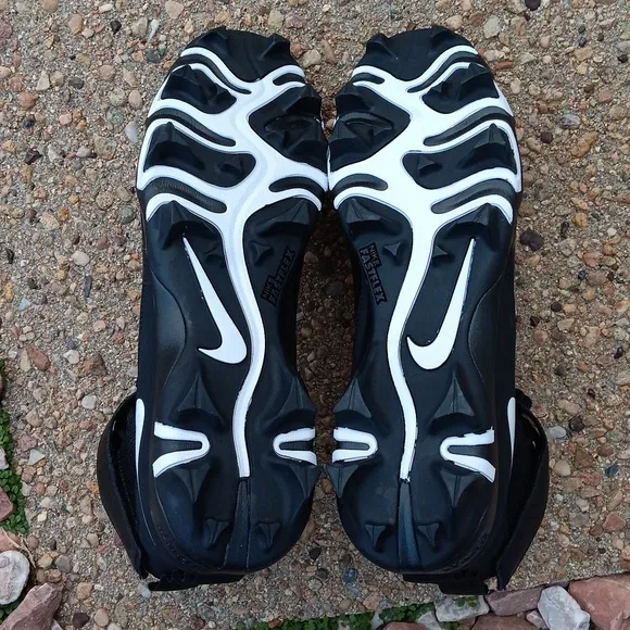 Nike force fastflex black football soccer cleats mens athletic shoes